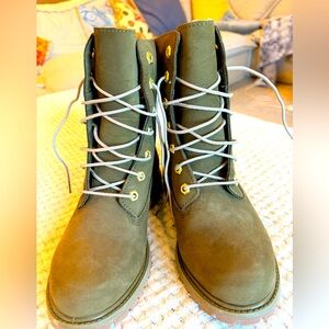 Timberland Women's Authentics Teddy Fleece Fold-Down Boots
